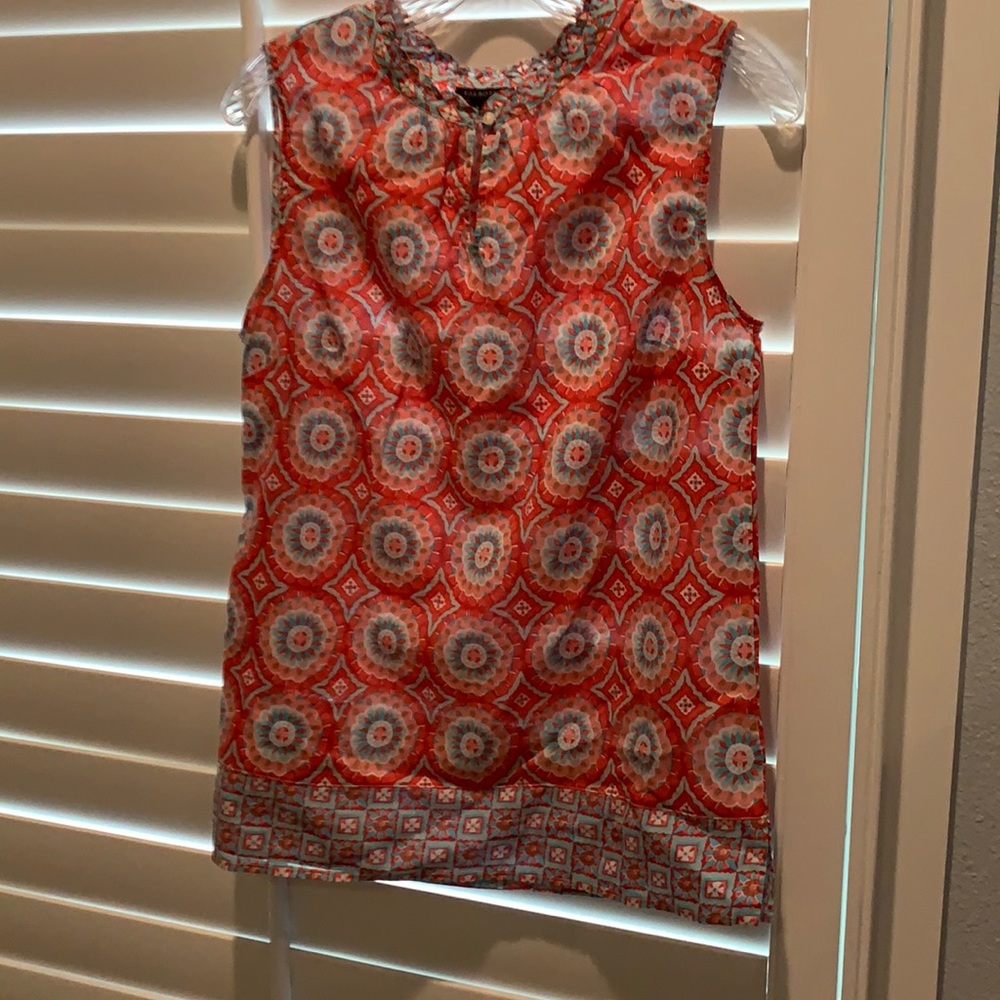 Sleeveless top